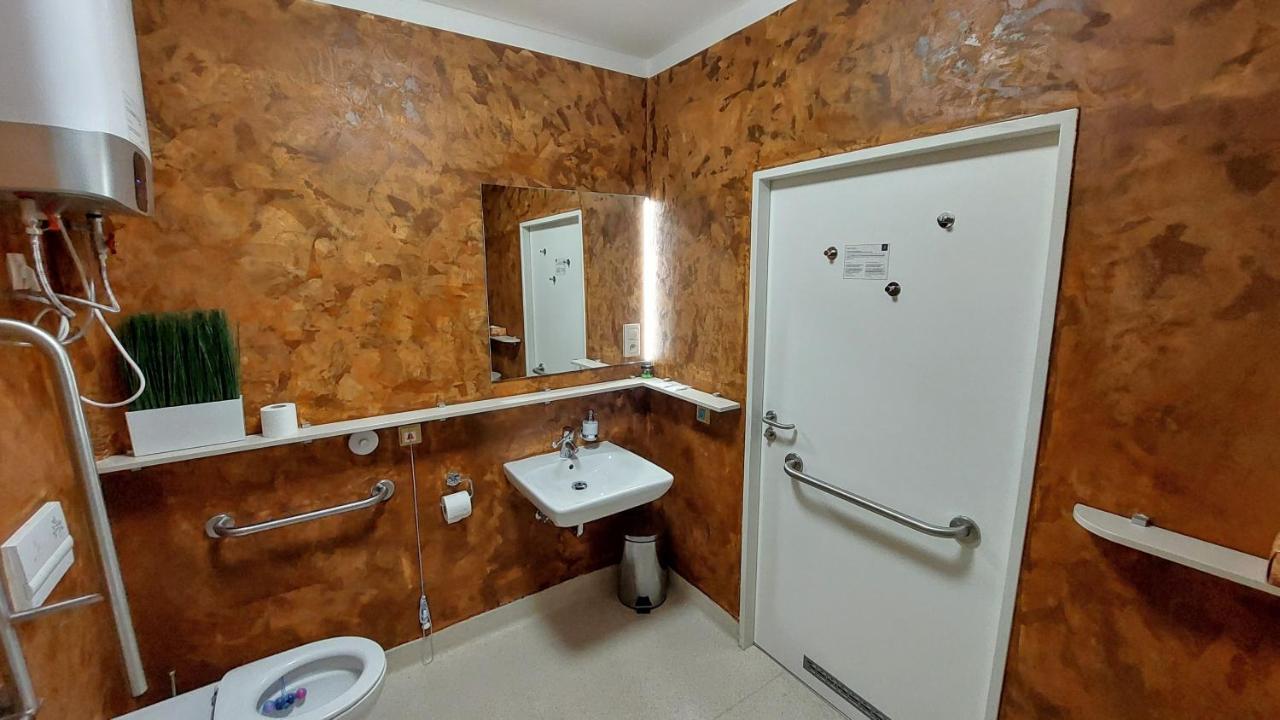 Smarthotel Nezvalova Archa Olomouc Bagian luar foto